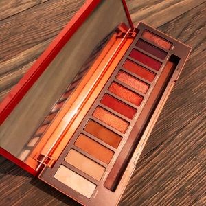 Urban Decay Naked Heat Palette